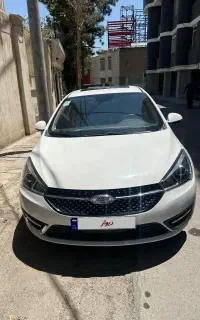 آریزو ۵ مدل ۱۴۰۱ گارانتی فعال