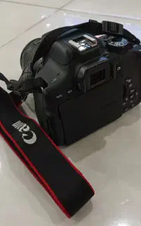 دوربین canon750D