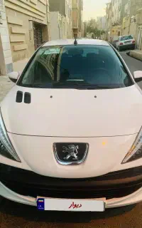 پژو 207 مدل 1402 فرمان برقی