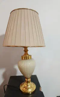 آباژور در حد نو