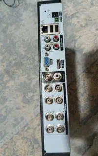 دو عدد دوربین مداربسته به همراه دستگاه دی وی آر