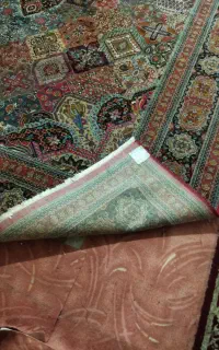 دو عدد فرش ۱۲متری