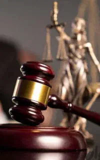 مشاوره رایگان،دکتری حقوق ، وکیل دادگستری سال تجربه
