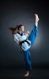 مربی ورزش رزمی و فیتنس