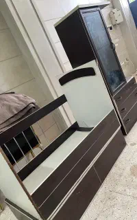 تخت و کمد کودک