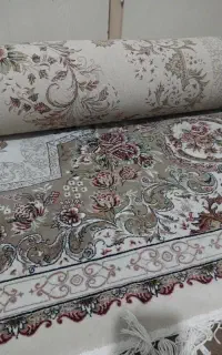 فرش ۱۲ متری سالم بدون پارگی.