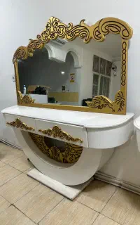 آینه کنسول