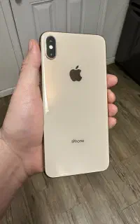 اپل آیفون Xs Max و اپل آیفون ۸پلاس 8Plus