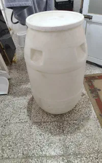 بشکه آب