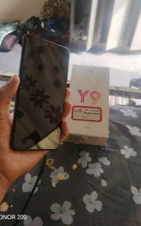 HUAWEI y9 کاملا سالم