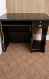 میز کامپیوتر