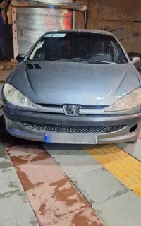 پژو۲۰۶  مدل ۸۵ تمیز