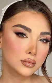 تخفیفات ویژه میکاپ و شنیون محفلی