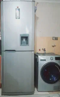 یخچال فریزر هیمالیا در حد نو