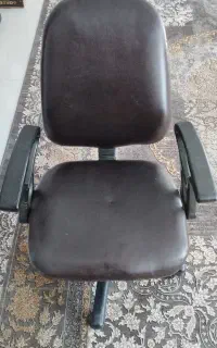 صندلی چرخ‌دار