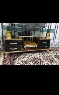 میز فروشی دلگان هست