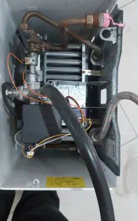 ابگرمکن بوتان  مدل 3215i