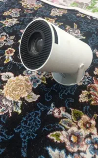 پروژکتور مدلHY300
