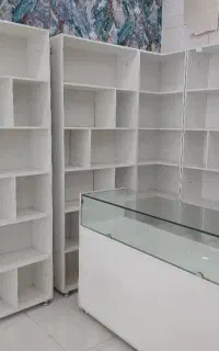 قفسه و میز