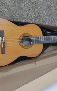 گیتار کلاسیک یاماهاc40 اصل اندونزی