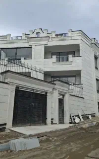 اپارتمان ویلای در دو طبقه دو واحدی در فاز دو