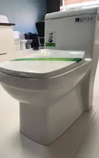 توالت فرنگی والهنگ ایرانی