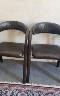 ۱۴ عدد صندلی انتظار تر و تمیز