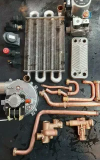 تعمیر و سرویس دوره ای انوای پکیج و عیب یابی برد