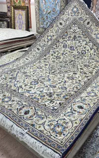 هفت عدد فرش یک‌شکل    دستباف اردکان