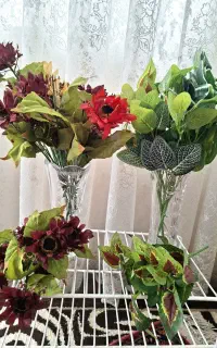 گل شاخه ای و برگ