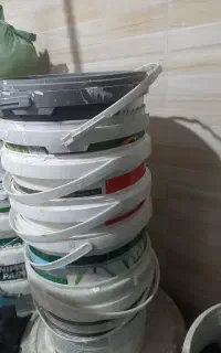 سطل خالی رنگ