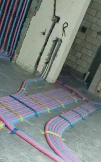 لوله کشی سردو گرم وشوفاژ.