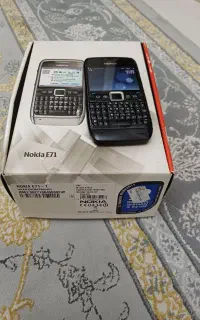 گوشی نوکیا مدل E71 سالم