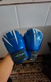 دستکش بوکس مارک ونوم جنس خوب