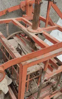 دستگاه بلوک زن ویبره دار سه تایی در حد صفر