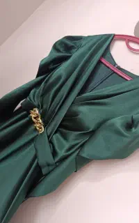 لباس مجلسی شیک در حد نو یه یار پوشیده شده ۴ میلیون