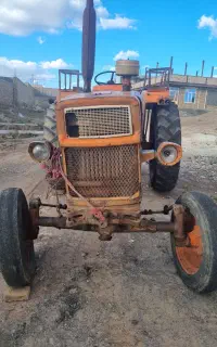 تراکتور مدل ۶۰