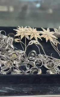 نقره شکسته و سالم کد ۱۷۶۵ (گالری نقره سینا)