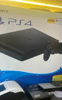 Ps4 slim 1 tra copies