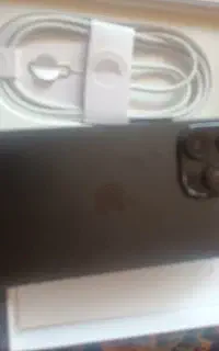 باسلام یک عدد دستگاه ایفون ۱۶ پرومکس طرح اصلی