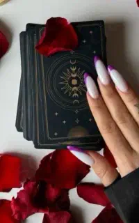 فال تاروت و شمع تراپی