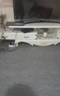 میز تلوزیون