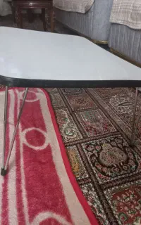 میز تحریر و وایت برد