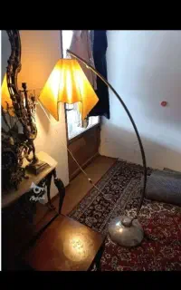 آباژور ایستاده نو سالم