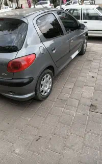 پژو۲۰۶ تیپ دو مدل ۹۶  درجه یک