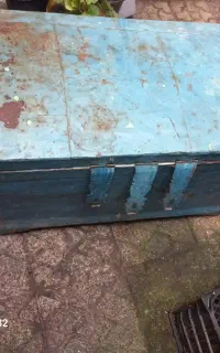 صندوق قدیمی بزرگ