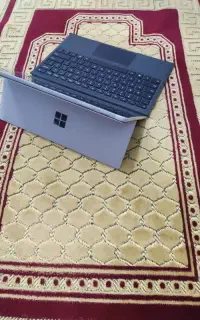 سورفیس سرفیس پرو ۵ خونگی i5 7300 برا ترید و درس