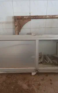 درب و پنجره آهنی