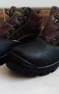 کفش کار