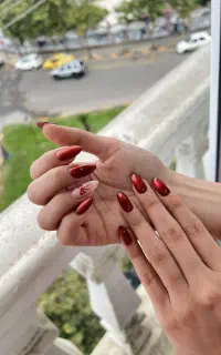 خدمات تخصصی ناخن